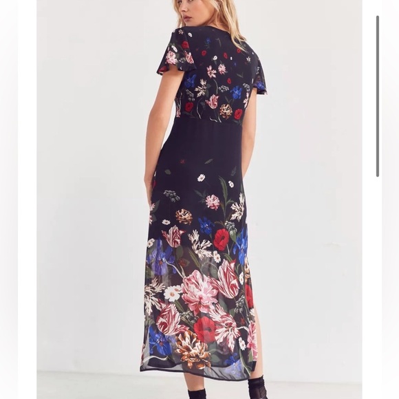 Urban Outfitters Kimchi Blue Floral Print Midi Dress - Picture 3 of 16